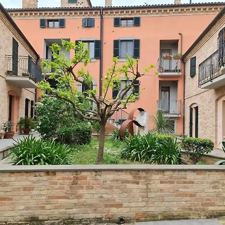 Scrigno Del Borgo-intero