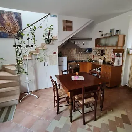 Scrigno Del Borgo-intero * Montelupone