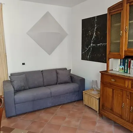 Scrigno Del Borgo-intero